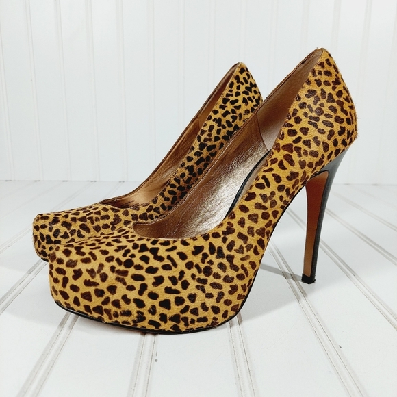 BCBGeneration  Parade2 Leopard Print  Leather Platform Heels C106 - Picture 2 of 13